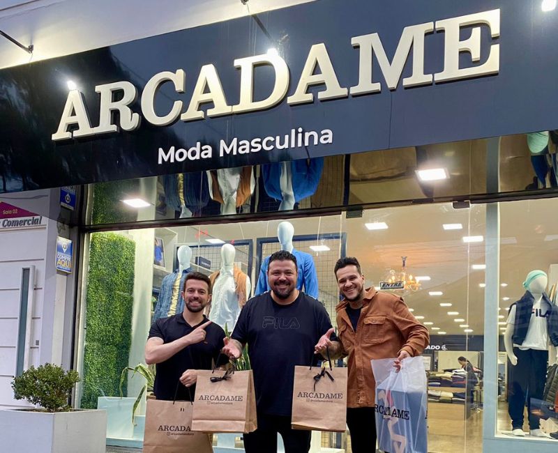 Fachada Arcadame Alex Bagé